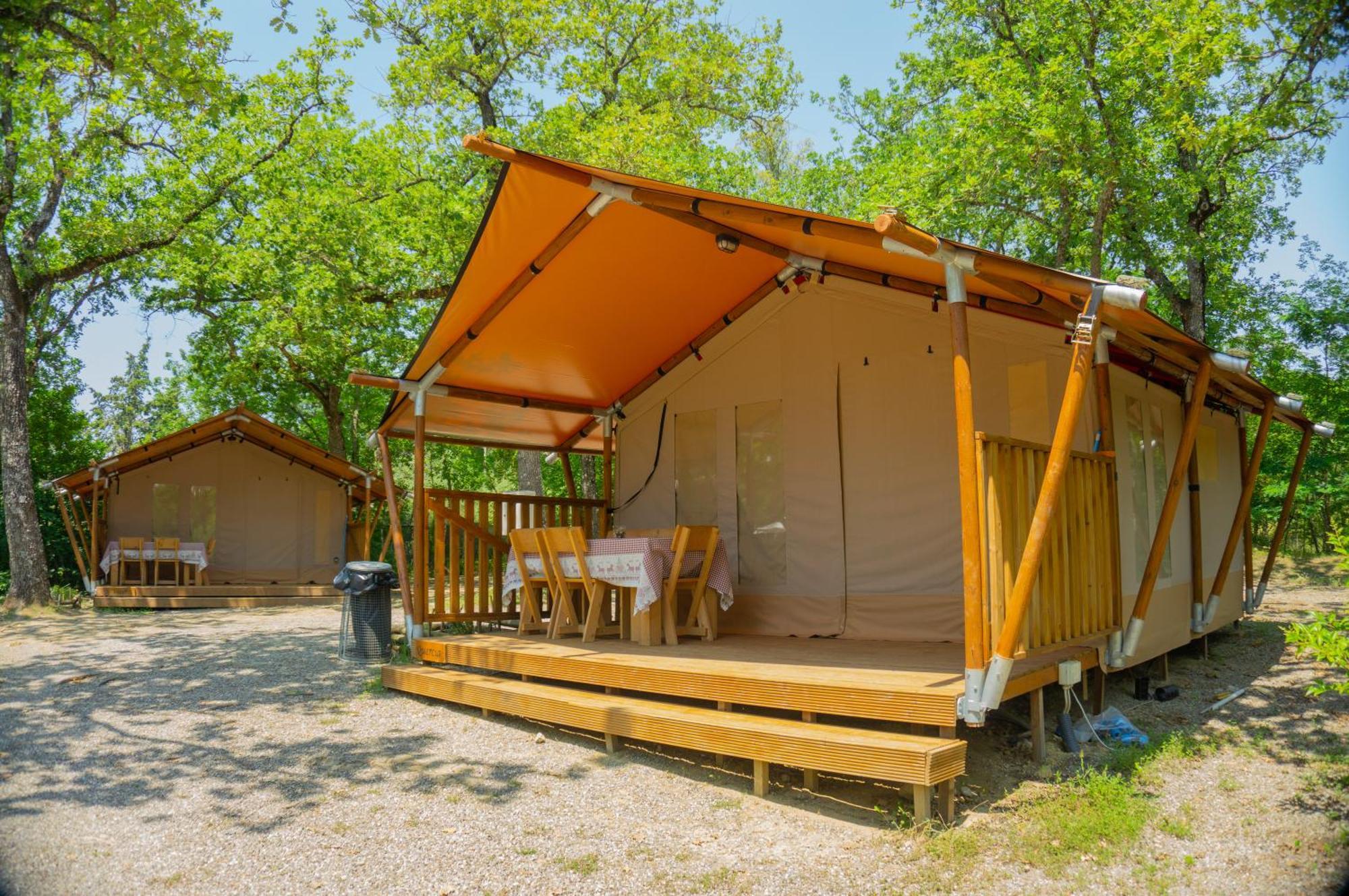 Luxor Chianti Glamping Village كاستيلّينا إنْ كْيانت المظهر الخارجي الصورة