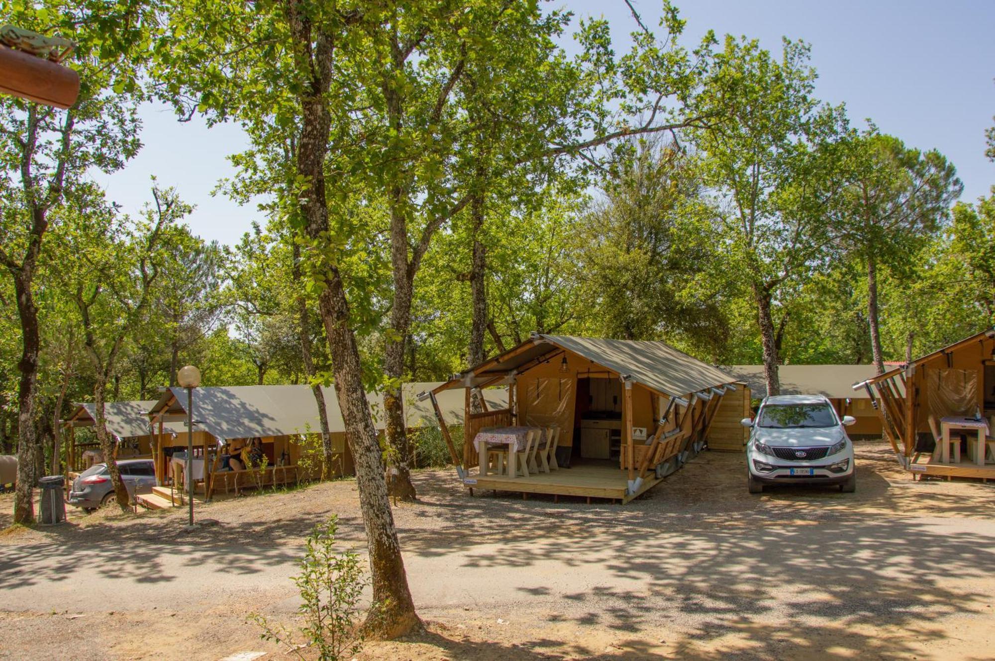 Luxor Chianti Glamping Village كاستيلّينا إنْ كْيانت المظهر الخارجي الصورة