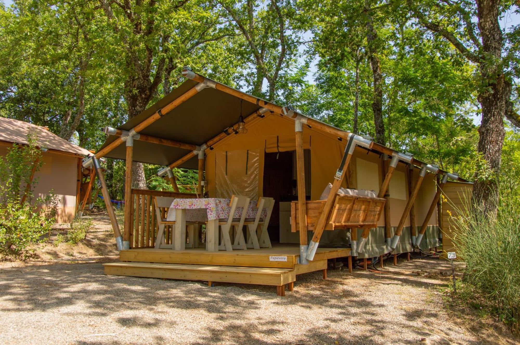 Luxor Chianti Glamping Village كاستيلّينا إنْ كْيانت المظهر الخارجي الصورة