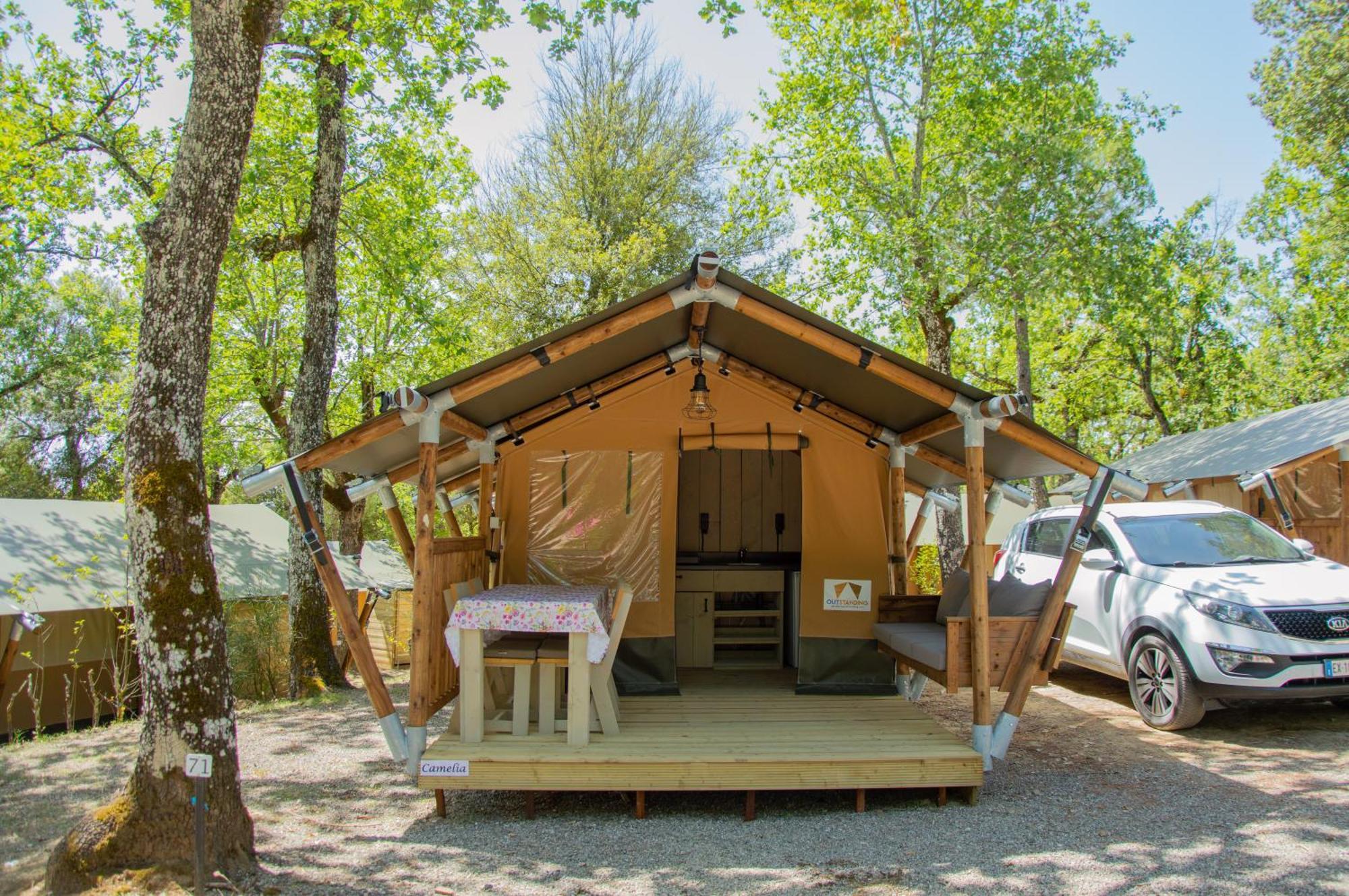 Luxor Chianti Glamping Village كاستيلّينا إنْ كْيانت المظهر الخارجي الصورة